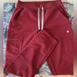 Figs Maroon Technical Jogger Pants and Catrina one pocket top